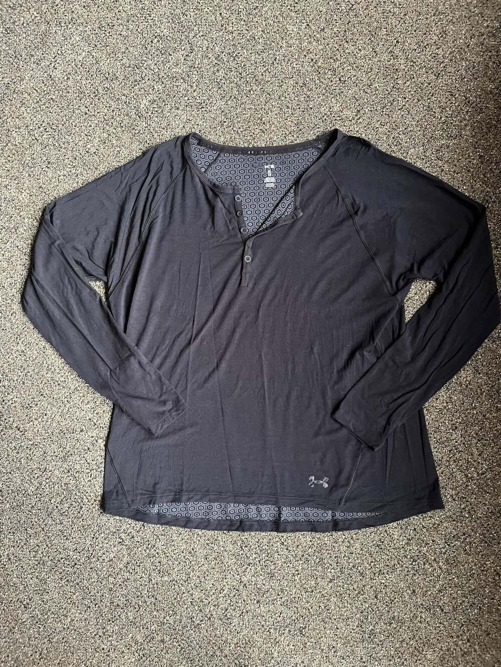 Under Armour Athlete Recovery Sleepwear Henley Size XL Black Long Sleeve